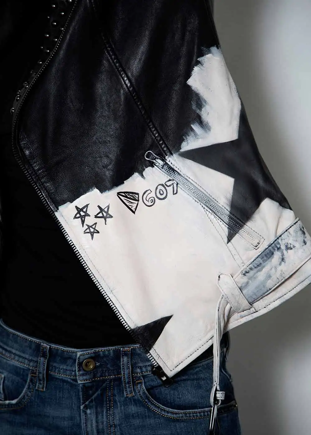 Mens Hand-painted 607 Star Studded Leather Jacket (2)